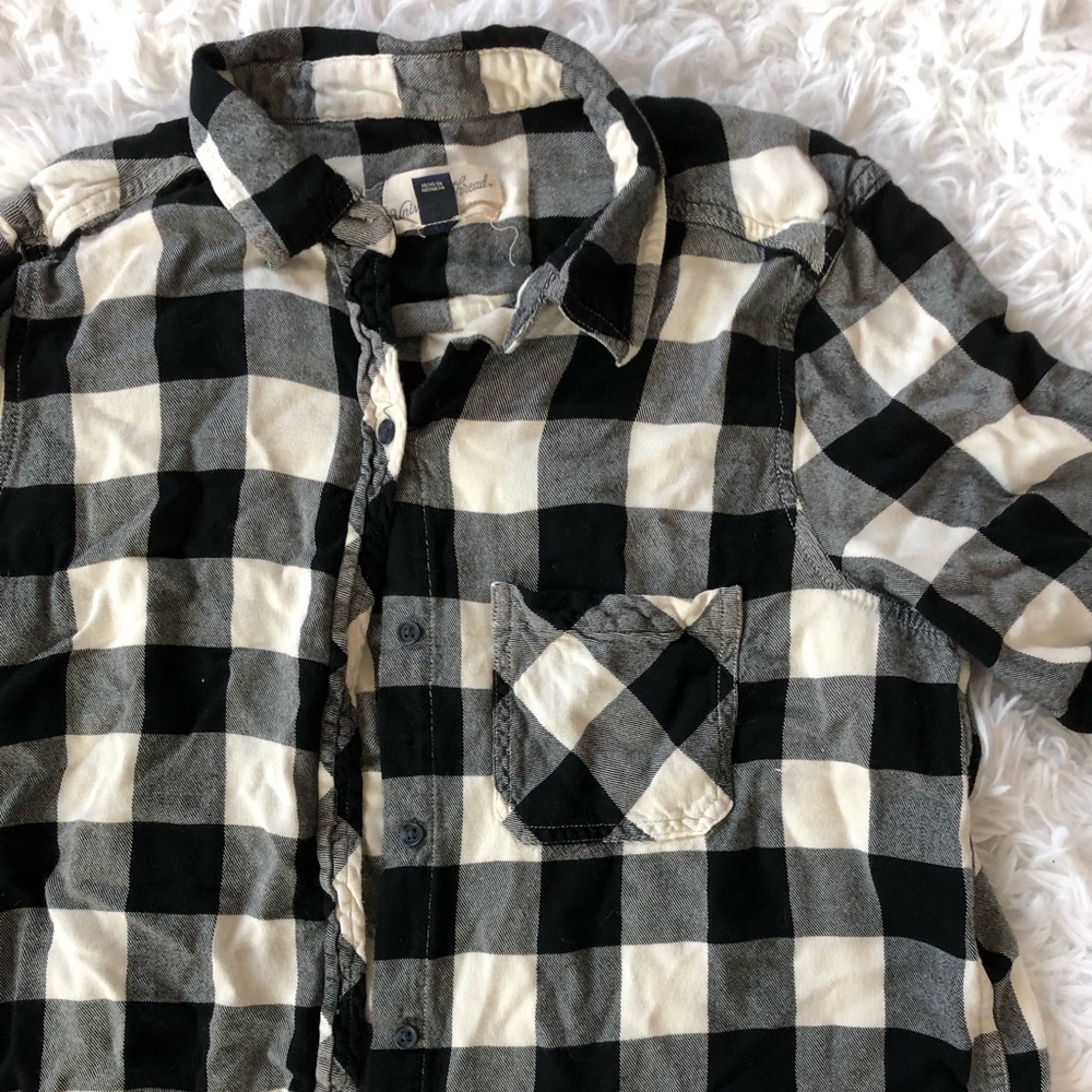 Universal Thread Black-and-White Flannel